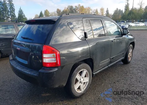 2009 Jeep Compass Sport из США, поврежденный, VIN 1J4FT47B99D187366